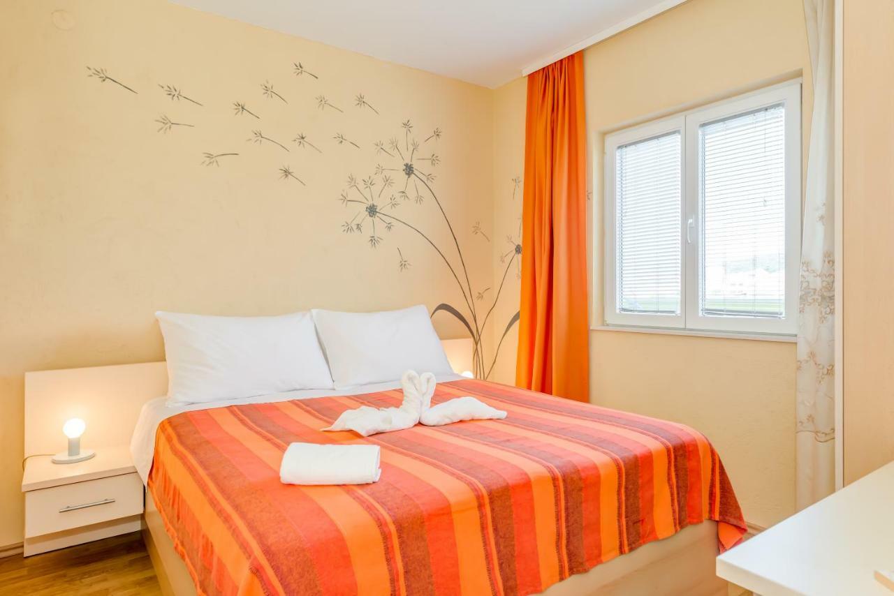 Apartments Petra Trogir Extérieur photo