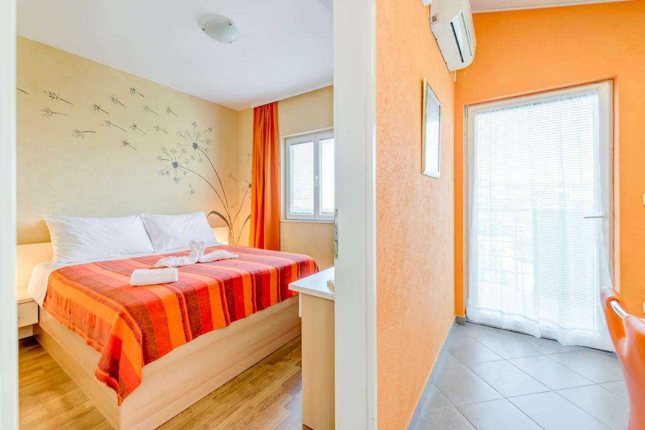 Apartments Petra Trogir Extérieur photo