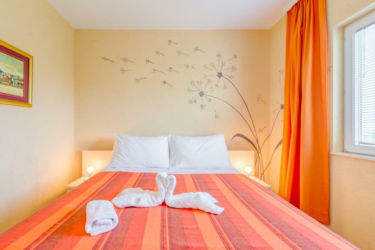 Apartments Petra Trogir Extérieur photo