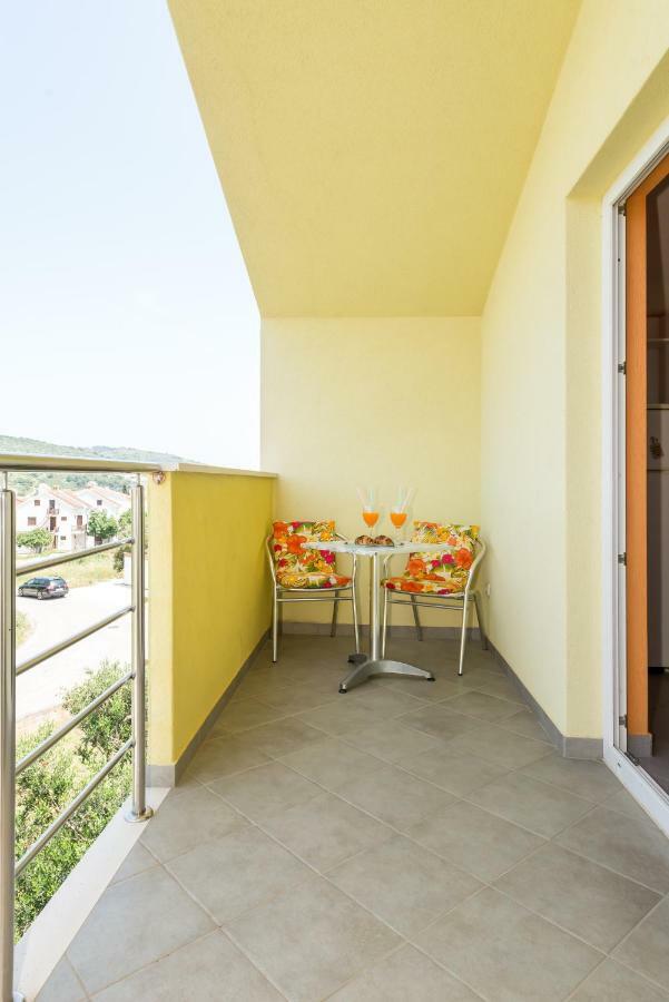 Apartments Petra Trogir Extérieur photo