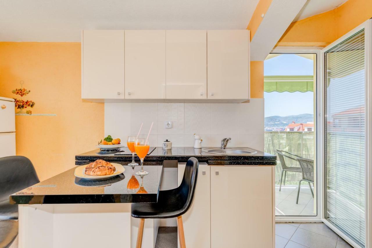 Apartments Petra Trogir Extérieur photo
