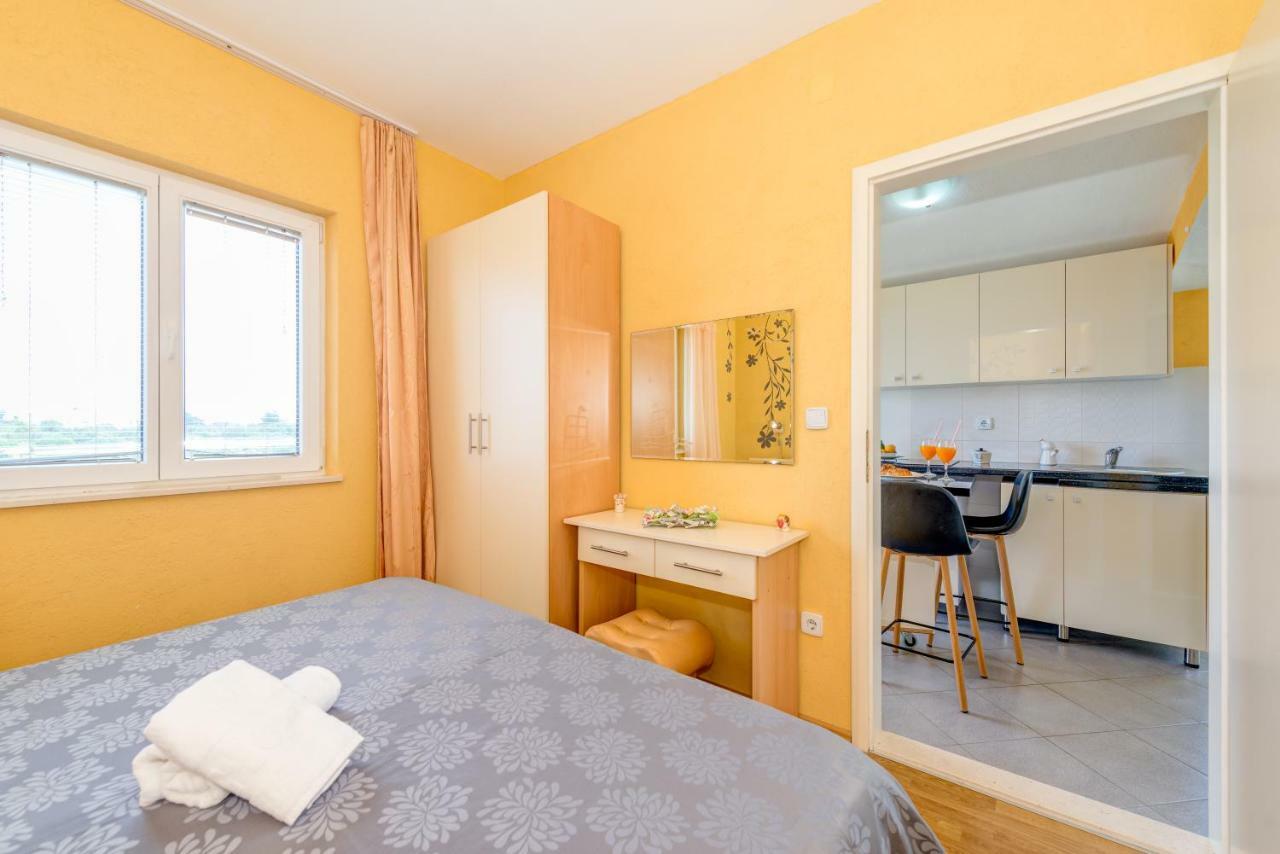 Apartments Petra Trogir Extérieur photo