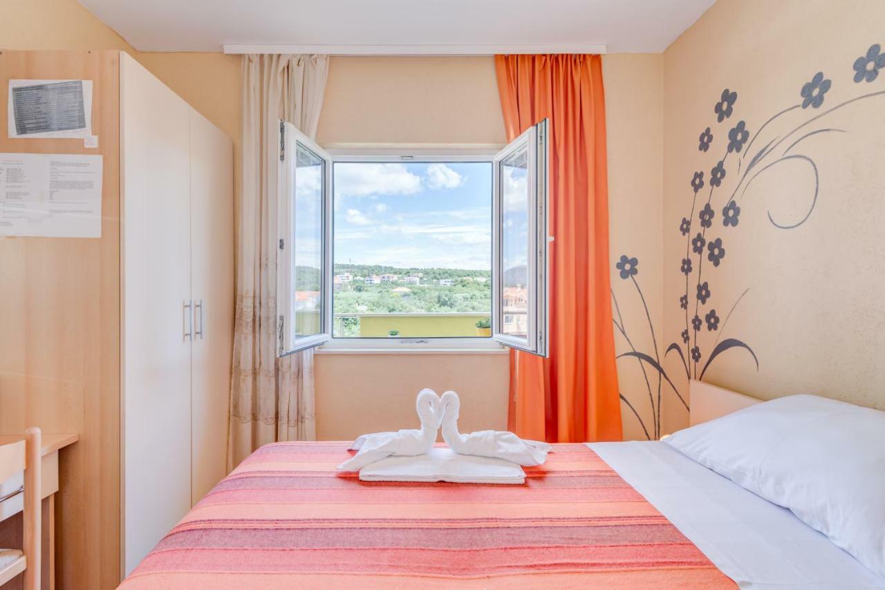 Apartments Petra Trogir Extérieur photo